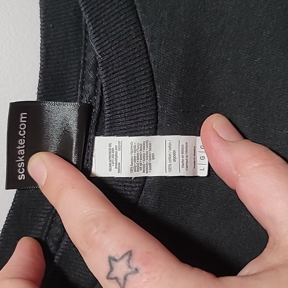 Santa Cruz Large long sleeve shirt - Picture 7 of 8